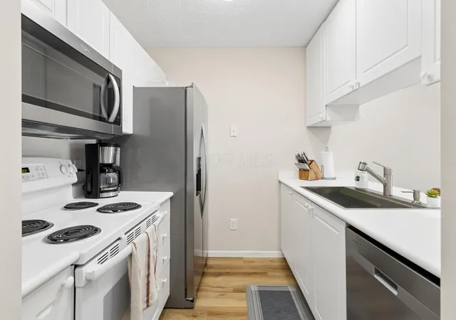 Photo 4 of Condo for sale at 1967 Bashan Dr #82D, Columbus, OH 43228 | MLS# 226032202 | Listing updated on 2026-10-06