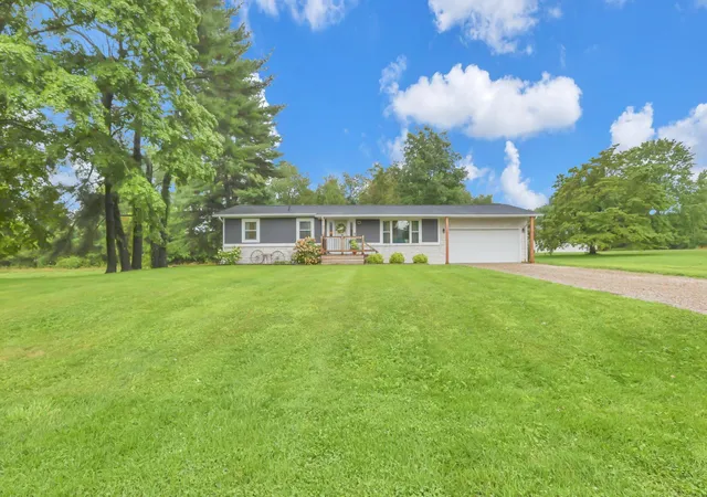 Photo 1 of Single family home for sale at 280 Rocky Frk Dr Ne, Newark, OH 43055 | MLS# 226031257 | Listing updated on 2026-09-04