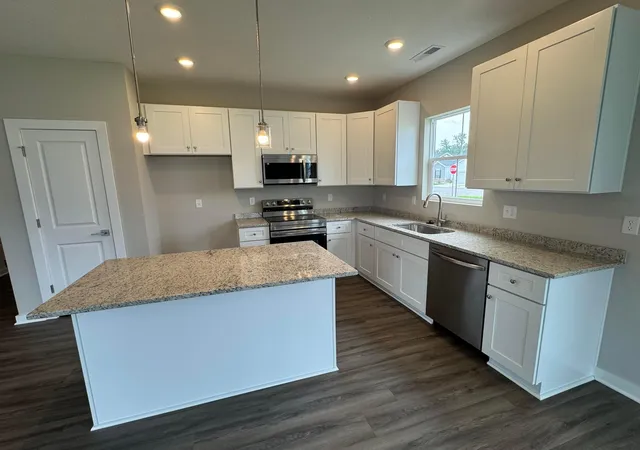 Photo 3 of Single family home for sale at 152 Harwitch Rd, Delaware, OH 43015 | MLS# 226031254 | Listing updated on 2026-08-17