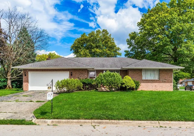 1st image of 1372 Bellflower Ave, Columbus, OH 43204 | MLS# 226031573