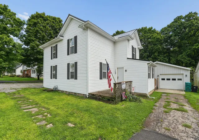 Photo 1 of Single family home for sale at 160 S Harrison St, Tarlton, OH 43156 | MLS# 226031277 | Listing updated on 2026-08-24