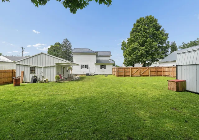 Photo 4 of Single family home for sale at 160 S Harrison St, Tarlton, OH 43156 | MLS# 226031277 | Listing updated on 2026-08-24