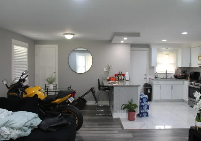 5th image of 2193 Myrtle Ave, Columbus, OH 43211 | MLS# 226031515