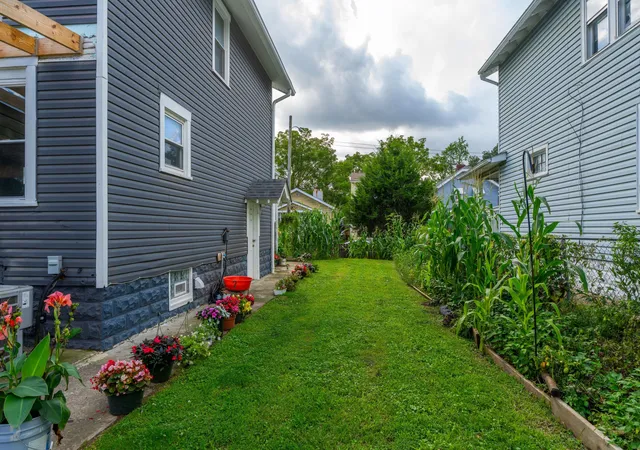 Photo 3 of Single family home for sale at 462 S Eureka Ave, Columbus, OH 43204 | MLS# 226032498 | Listing updated on 2026-09-24