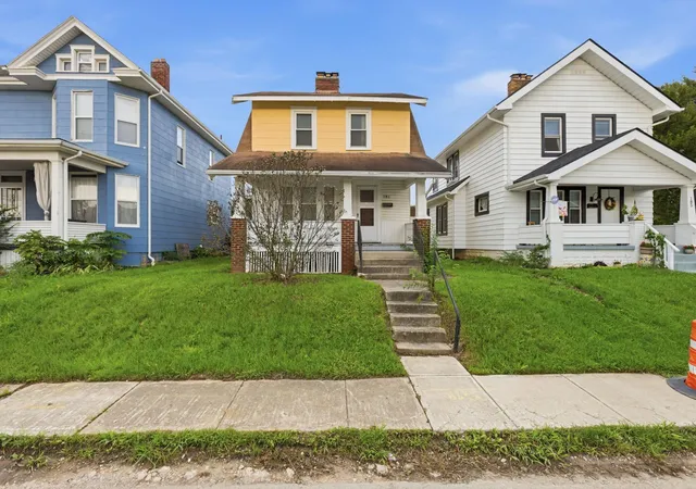 Photo 1 of Single family home for sale at 181 N Wheatland Ave, Columbus, OH 43204 | MLS# 226032157 | Listing updated on 2026-10-09