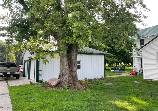 Photo 2 of Single family home for sale at 16693 Main St, Williamsport, OH 43164 | MLS# 226031318 | Listing updated on 2026-08-18