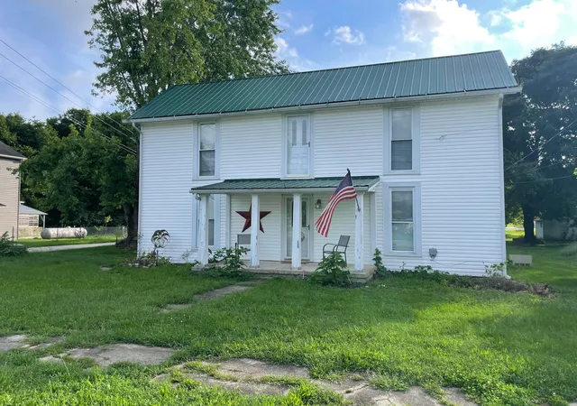 Photo 3 of Single family home for sale at 16693 Main St, Williamsport, OH 43164 | MLS# 226031318 | Listing updated on 2026-08-18
