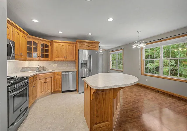 Photo 4 of Single family home for sale at 3670 Apple Valley Dr, Howard, OH 43028 | MLS# 226031296 | Listing updated on 2026-08-20