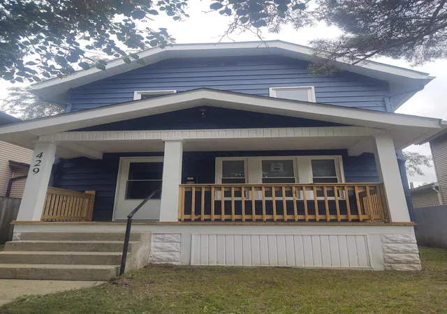 1st image of 429 S Terrace Ave, Columbus, OH 43204 | MLS# 226031543