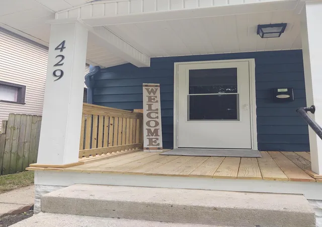 3rd image of 429 S Terrace Ave, Columbus, OH 43204 | MLS# 226031543