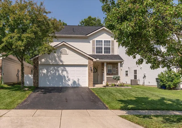 1st image of 1871 Prominence Dr, Grove City, OH 43123 | MLS# 226031417