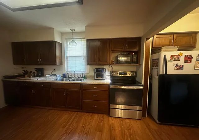 Photo 4 of Single family home for sale at 500 E Warren St, Bucyrus, OH 44820 | MLS# 226031360 | Listing updated on 2026-08-18