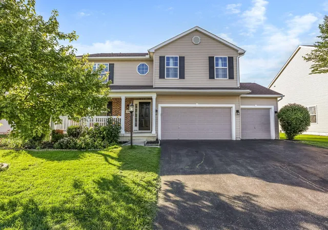 Photo 3 of Single family home for sale at 340 Enos Loomis St, Pataskala, OH 43062 | MLS# 226031329 | Listing updated on 2026-08-21