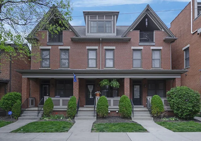 2nd image of 46 E Russell St, Columbus, OH 43215 | MLS# 226031419
