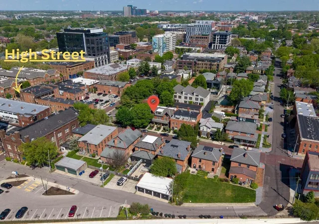 3rd image of 46 E Russell St, Columbus, OH 43215 | MLS# 226031419
