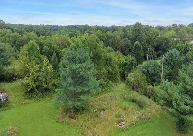 Photo 5 of House for sale at 10110 Portie Flamingo Rd SE, Corning, OH 43730 | MLS# 226031365 | Listing updated on 2026-08-20