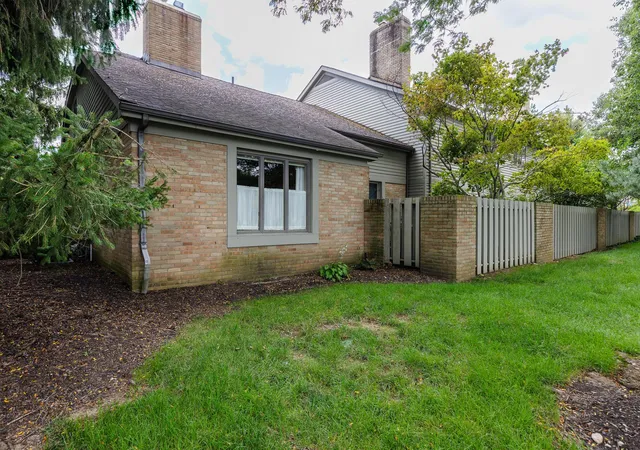 Photo 37 of Sale Pending at 6457 Strathaven Ct E, Worthington, OH 43085 | MLS# 226032167 | Listing updated on 2026-08-29