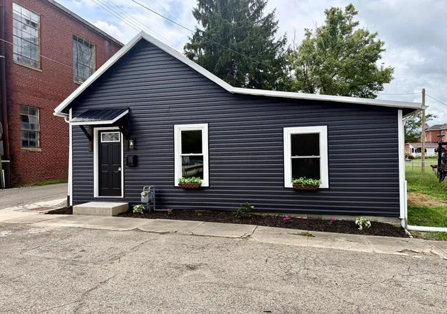 1st image of 2 W Ing St, Kingston, OH 45644 | MLS# 226031346