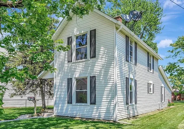 2nd image of 304 Uncapher Ave, Marion, OH 43302 | MLS# 226031341