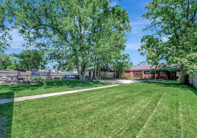 3rd image of 304 Uncapher Ave, Marion, OH 43302 | MLS# 226031341