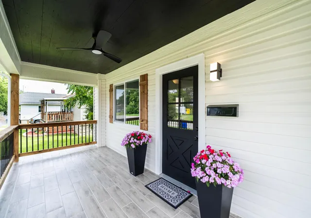 Photo 3 of Single family home for sale at 1929 Dunbar Dr, Columbus, OH 43224 | MLS# 226031350 | Listing updated on 2026-08-28