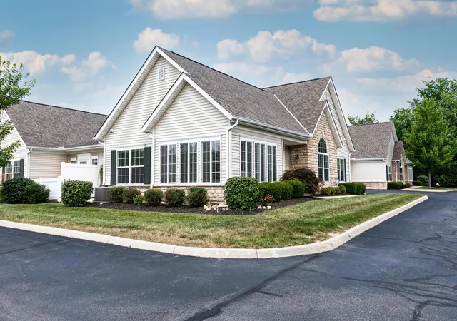 2nd image of 4872 Ashleigh Dr, Dublin, OH 43016 | MLS# 226031368