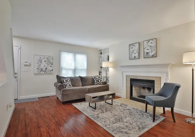 4th image of 1732 Bethel Rd, Columbus, OH 43220 | MLS# 226031371