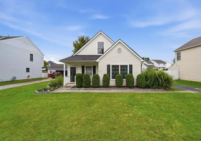 Photo 1 of Sale Pending at 1047 Braxton Blvd, London, OH 43140 | MLS# 226031623 | Listing updated on 2026-09-24