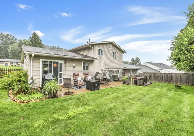 37th image of 101 Clearview Dr Ne, Newark, OH 43055 | MLS# 226031629
