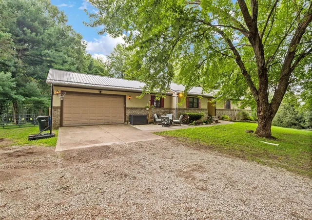 2nd image of 6711 Tussic Rd, Westerville, OH 43082 | MLS# 226031394