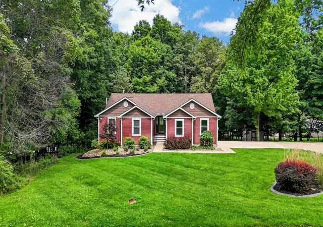 1st image of 365 Valleybrook Cir, Howard, OH 43028 | MLS# 226031564