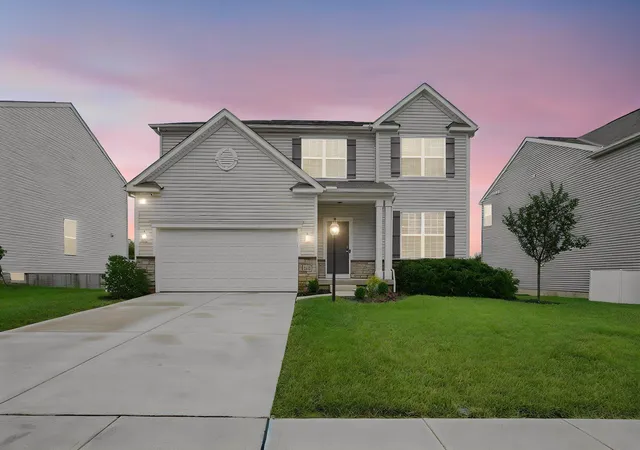 2nd image of 160 Old Bay Dr, Pataskala, OH 43062 | MLS# 226031520