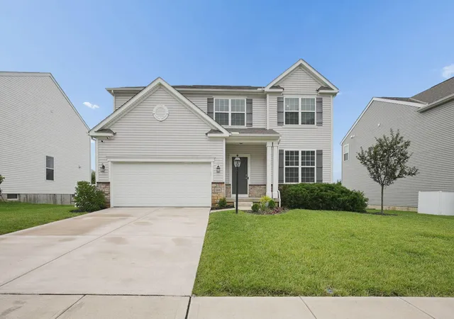 3rd image of 160 Old Bay Dr, Pataskala, OH 43062 | MLS# 226031520