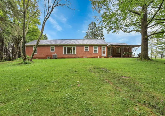 3rd image of 3557 E State Route 60 Ne, Mcconnelsville, OH 43756 | MLS# 226031391
