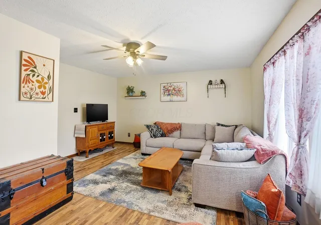 Photo 5 of Single family home for sale at 293 Mae St, Logan, OH 43138 | MLS# 226033114 | Listing updated on 2026-09-03