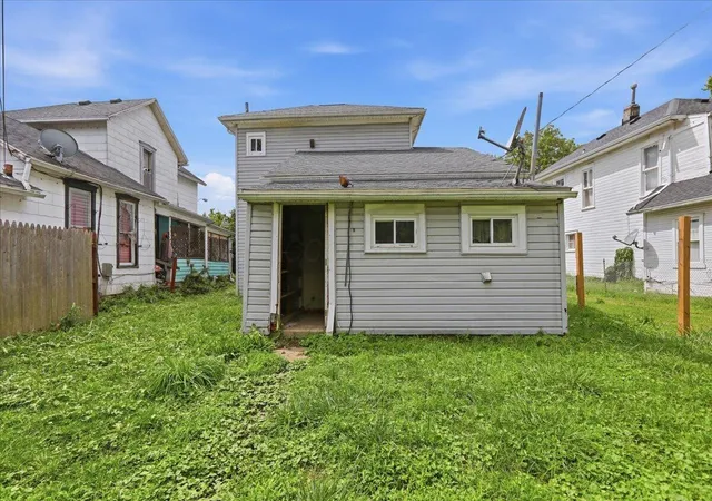 4th image of 1322 Linden Ave, Springfield, OH 45505 | MLS# 226031430