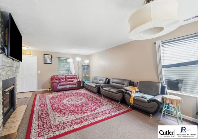 Photo 3 of Sale Pending at 8020 Beardsley Ave, Blacklick, OH 43004 | MLS# 226031436 | Listing updated on 2026-09-02