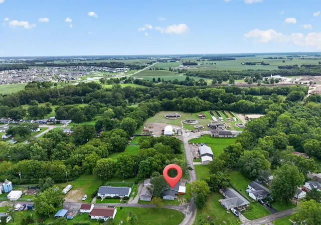 3rd image of 221 Central Ave, Plain City, OH 43064 | MLS# 226031486