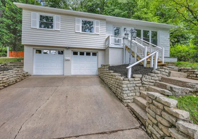 image of 1318 Graf St, Lancaster, OH 43130 | MLS# 226031738