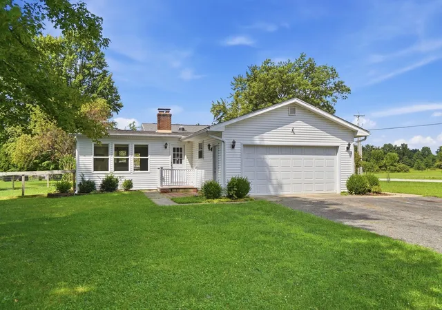 3rd image of 10854 Gorsuch Rd, Galena, OH 43021 | MLS# 226031490