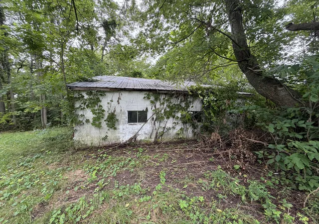 15th image of 325 E Center St, West Mansfield, OH 43358 | MLS# 226031462