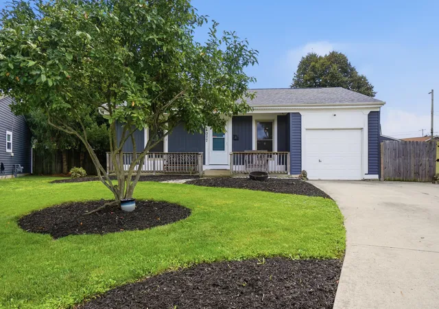 2nd image of 4077 Jessamine Pl, Columbus, OH 43207 | MLS# 226031585