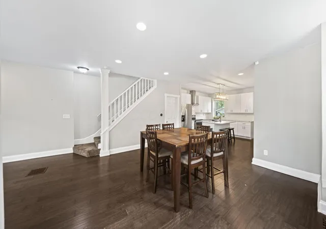 Photo 3 of Single family home for sale at 700 S Champion Ave, Columbus, OH 43205 | MLS# 226031487 | Listing updated on 2026-09-11