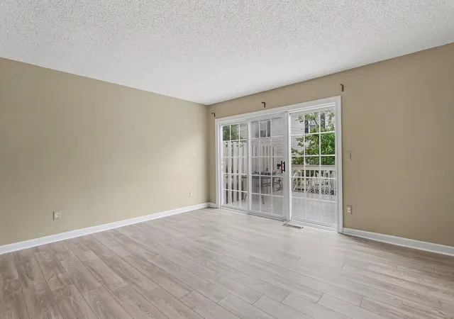 image of 2517 Hyacinth Ln #56D, Columbus, OH 43235 | MLS# 226031519