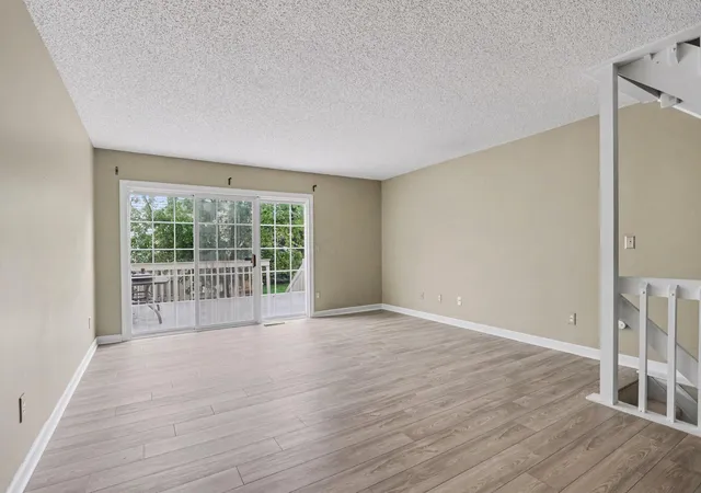 image of 2517 Hyacinth Ln #56D, Columbus, OH 43235 | MLS# 226031519