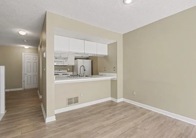 image of 2517 Hyacinth Ln #56D, Columbus, OH 43235 | MLS# 226031519