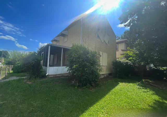 2nd image of 2141 Margaret Ave, Columbus, OH 43219 | MLS# 226031459