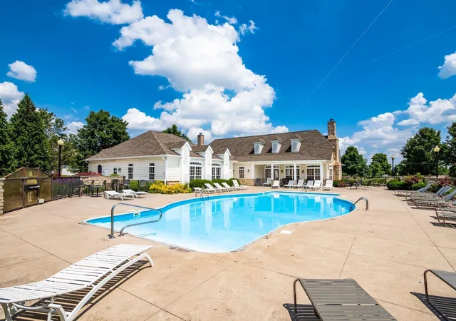2nd image of 5018 Ivyvine Blvd, Dublin, OH 43016