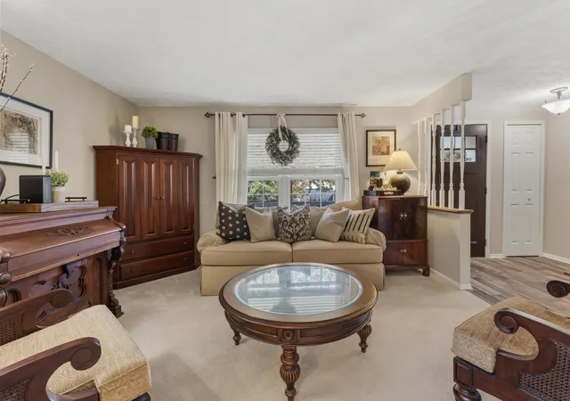 Photo 4 of Single family home for sale at 8043 Schoolside Dr, Westerville, OH 43081 | MLS# 226031541 | Listing updated on 2026-09-10