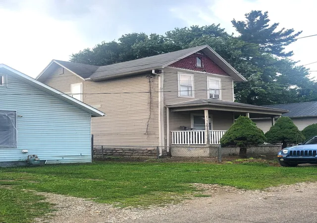 2nd image of 119 S 1st St, Newark, OH 43055 | MLS# 226031932